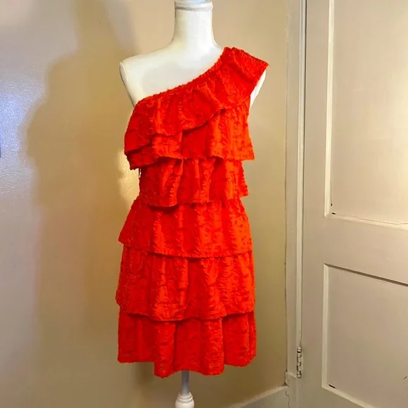 lauren conrad red dress ceeabiee_ is radiant in red Tap to shop her #LCLaurenConrad Corset Midi Dress, which is available only at @Kohls. #KohlsFinds #repost